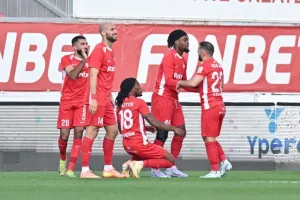 Νέα Σαλαμίνα-Ομόνοια Αραδίππου: Μεγάλο ΔΙΠΛΟ... Βύθισε περισσότερο τους "ερυθρόλευκους" (Φώτος)