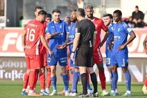 Νέα Σαλαμίνα-Ομόνοια Αραδίππου: Μεγάλο ΔΙΠΛΟ... Βύθισε περισσότερο τους "ερυθρόλευκους" (Φώτος)