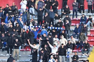 Νέα Σαλαμίνα-Ομόνοια Αραδίππου: Μεγάλο ΔΙΠΛΟ... Βύθισε περισσότερο τους "ερυθρόλευκους" (Φώτος)