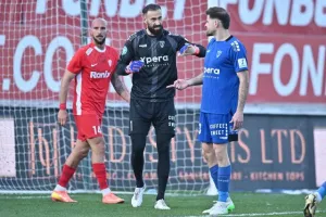 Νέα Σαλαμίνα-Ομόνοια Αραδίππου: Μεγάλο ΔΙΠΛΟ... Βύθισε περισσότερο τους "ερυθρόλευκους" (Φώτος)