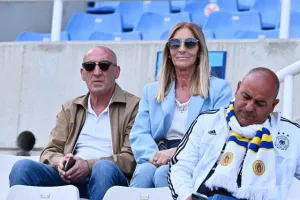 Συμβιβασμός ξανά για ΑΠΟΕΛ και Απόλλωνα! (Φώτος)