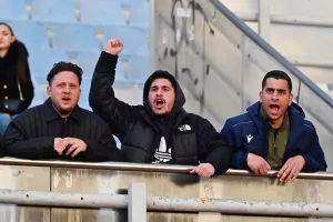 (Φώτος) Ο κόσμος στο "Τάσος Μάρκου"