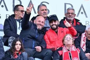 Νέα Σαλαμίνα-Ομόνοια Αραδίππου: Μεγάλο ΔΙΠΛΟ... Βύθισε περισσότερο τους "ερυθρόλευκους" (Φώτος)