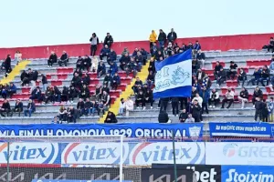 Νέα Σαλαμίνα-Ομόνοια Αραδίππου: Μεγάλο ΔΙΠΛΟ... Βύθισε περισσότερο τους "ερυθρόλευκους" (Φώτος)