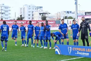 Νέα Σαλαμίνα-Ομόνοια Αραδίππου: Μεγάλο ΔΙΠΛΟ... Βύθισε περισσότερο τους "ερυθρόλευκους" (Φώτος)