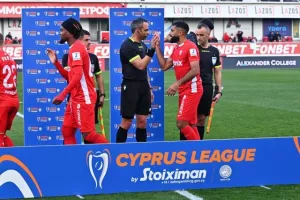 Νέα Σαλαμίνα-Ομόνοια Αραδίππου: Μεγάλο ΔΙΠΛΟ... Βύθισε περισσότερο τους "ερυθρόλευκους" (Φώτος)