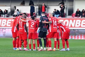 Νέα Σαλαμίνα-Ομόνοια Αραδίππου: Μεγάλο ΔΙΠΛΟ... Βύθισε περισσότερο τους "ερυθρόλευκους" (Φώτος)