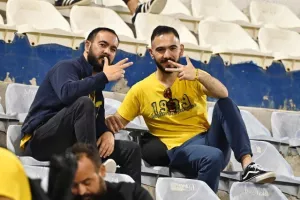 Πήραν θέση στις εξέδρες (ΦΩΤΟΡΕΠΟΡΤΑΖ)