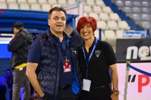 Πήραν θέση στις εξέδρες (ΦΩΤΟΡΕΠΟΡΤΑΖ)