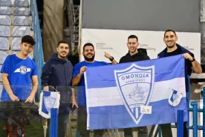 Πήραν θέση στις εξέδρες (ΦΩΤΟΡΕΠΟΡΤΑΖ)