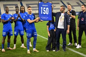 Σιήκκης... με 150!