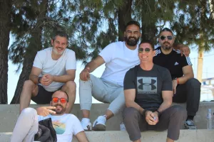 (Φώτος kerkida) Πόζες με χαμόγελα στις κερκίδες