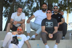 (Φώτος kerkida) Πόζες με χαμόγελα στις κερκίδες