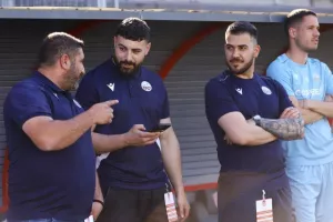 Καρμιώτισσα-ΕΝΠ: “Βυσσινί”… διπλό που αναπτερώνει ελπίδες (φώτος)