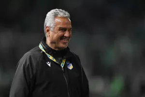 Η πρώτη νίκη του Σάμιου ήταν στα κόρνερ 