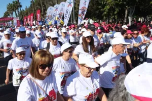 Χιλιάδες δρομείς στον ΟΠΑΠ Μαραθώνιο Λεμεσού (φώτος)