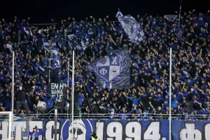 Μαχητές: "Σεβαστείτε την ιστορικότερη ομάδα του τόπου/Δεν θα κουραστούμε ποτέ να την αγαπάμε"