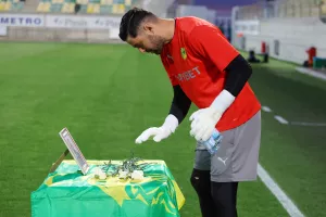 Λουλούδια στη μνήμη του Αυξέντη