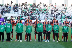 Άρης-ΑΠΟΕΛ: Έριξε… τριάρα και παραμένει στο κυνήγι του τίτλου!