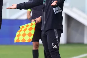 Άρης-ΑΠΟΕΛ: Έριξε… τριάρα και παραμένει στο κυνήγι του τίτλου!