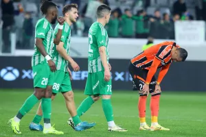 Άρης-ΑΠΟΕΛ: Έριξε… τριάρα και παραμένει στο κυνήγι του τίτλου!