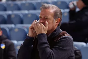 Πρόδρομος... στο τηλέφωνο