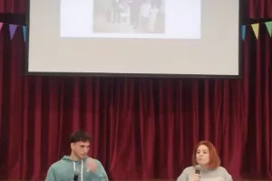 Επίσκεψη στο Β’ Δημοτικό Σχολείο Δρομολαξιάς με Ηλία Γεωργίου