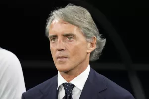 “Τελειώνει” τον Μότα μετά την Τζένοα/Αναλαμβάνει ο Μαντσίνι