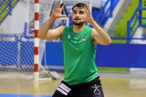 Νίκη και μια... ανάσα απ' τον τελικό η Ομόνοια (Φώτος)