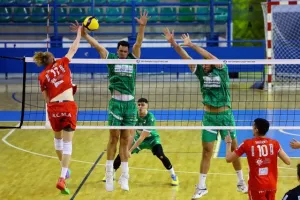 Νίκη και μια... ανάσα απ' τον τελικό η Ομόνοια (Φώτος)