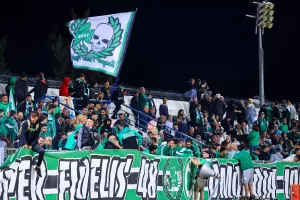 (Φώτος) O κόσμος στο "Στέλιος Κυριακίδης"