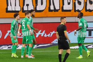 Άρης-ΑΠΟΕΛ: Έριξε… τριάρα και παραμένει στο κυνήγι του τίτλου!