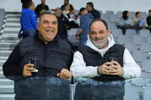 Ο κόσμος στο "Αλφαμέγα" (φώτος)