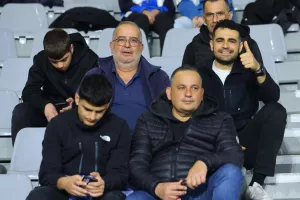 Ο κόσμος στο "Αλφαμέγα" (φώτος)