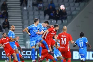 Απόλλων-Νέα Σαλαμίνα: Ανώτεροι οι "γαλάζιοι", αλλά βαθμός...ψυχολογίας για τους "ερυθρόλευκους" (φώτος)