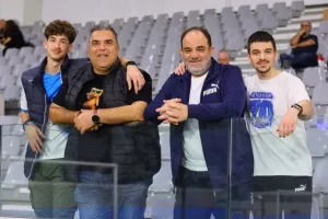 (Φώτος) Ο κόσμος στο “Αλφαμέγα” 