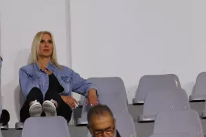 (Φώτος) Ο κόσμος στο “Αλφαμέγα” 