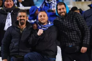 Ο κόσμος στο Ομόνοια-Πάφος (φώτος)
