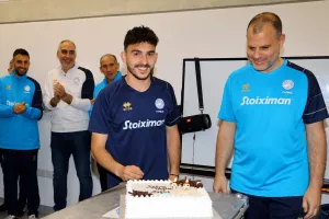 Τούρτα για Κωστή