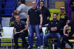Άδοξο τέλος στο ΑΕΛ-Ομόνοια  
