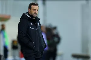 Ντεμπούτο...Άκη