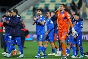 Πάτησε "γκάζι" στην επανάληψη και ντεμπούτο Μάντζιου με το…δεξί