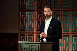 Σάουθγκεϊτ: «Τα νεαρά αγόρια χρειάζονται πρότυπα, όχι παιχνίδια, τζόγο και πορνό»