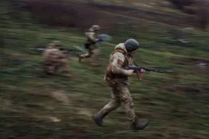 CIA: Ο Τραμπ διέταξε να διακοπεί η ανταλλαγή στρατιωτικών πληροφοριών με την Ουκρανία