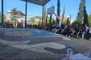 Στο Γυμνάσιο Αγίου Αντωνίου... με Παρούτη (Φώτος)
