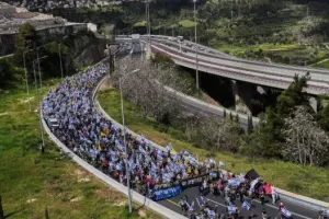 Μεγάλη διαδήλωση κατά του Νετανιάχου στην Ιερουσαλήμ - «Έχεις αίμα στα χέρια σου»
