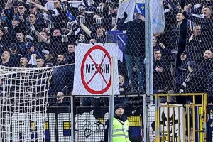 Χ... στην Ομοσπονδία τους!