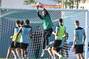Φουλάρει... για Παραλίμνι (Φώτος)