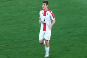 Ο 16χρονος που ξεσήκωσε τις μεγάλες ευρωπαϊκές ομάδες