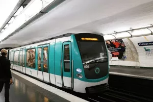 Μεγάλη αύξηση των καταγγελιών για σεξουαλικές επιθέσεις στα μέσα μεταφοράς στη Γαλλία